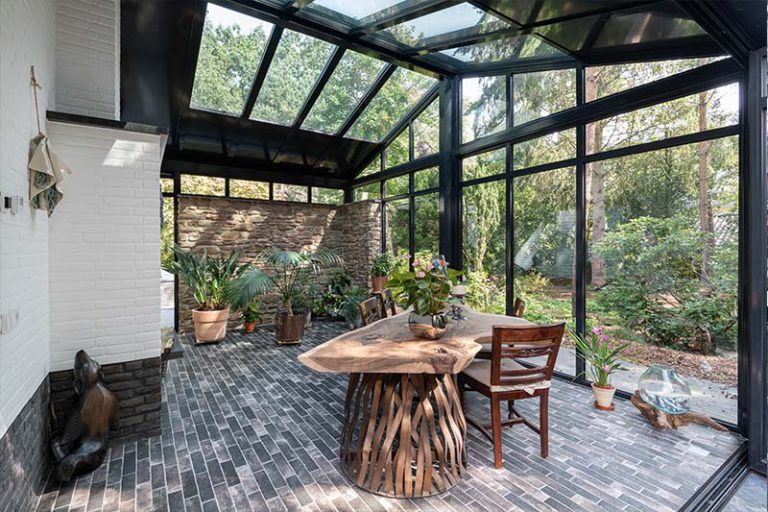 Geïsoleerde serre aanbouw