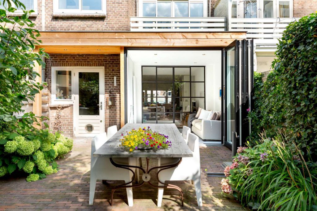 Vouwwand van glas in Utrecht