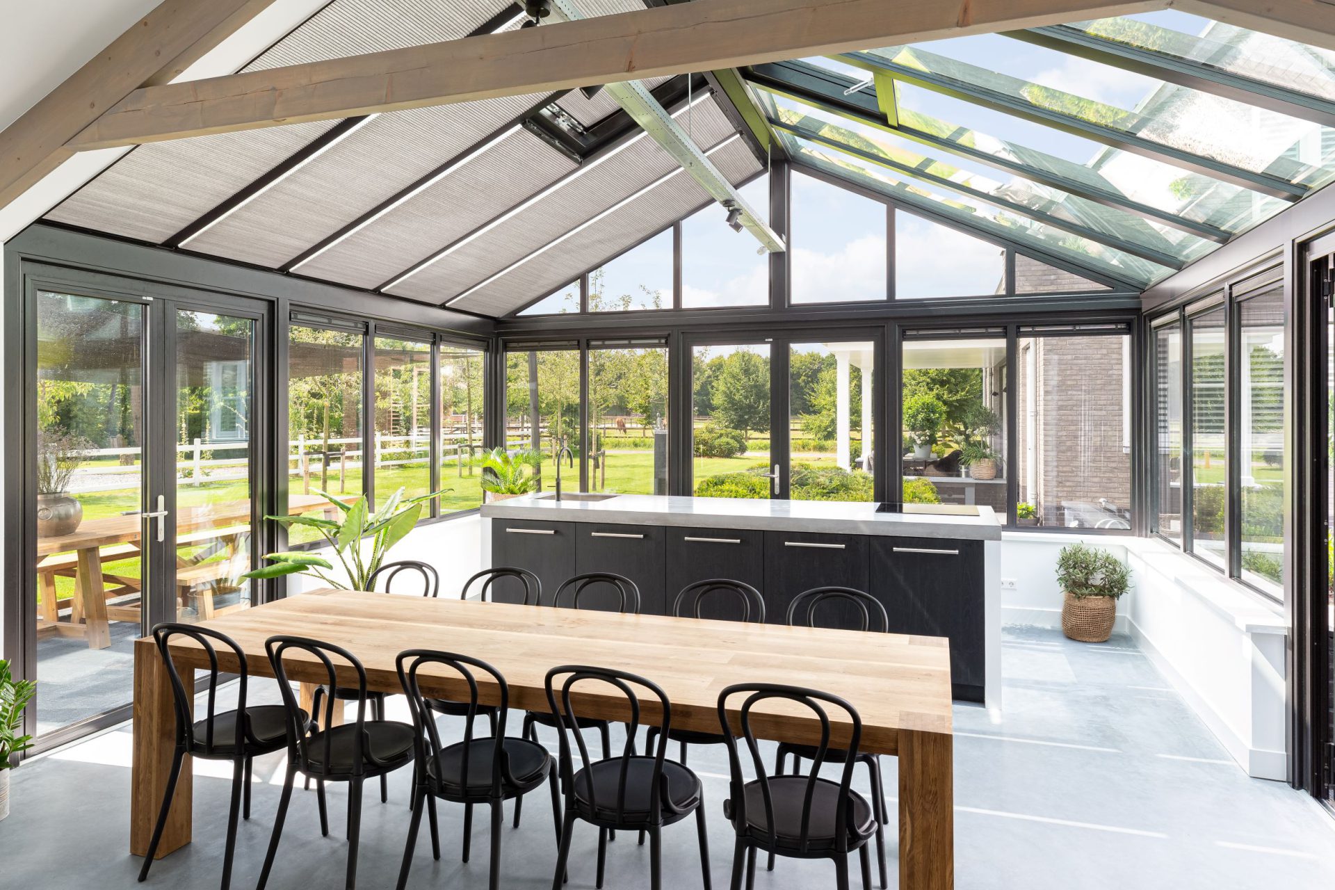 Geïsoleerde bedrijfsaanbouw in Leusden Utrecht