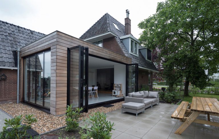 vouwwand buiten open