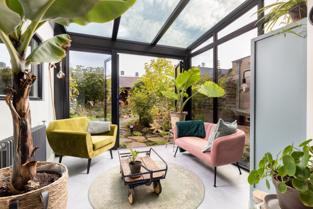 Comfortabele serre aanbouw in Apeldoorn