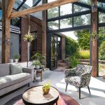 Serre aanbouw van glas