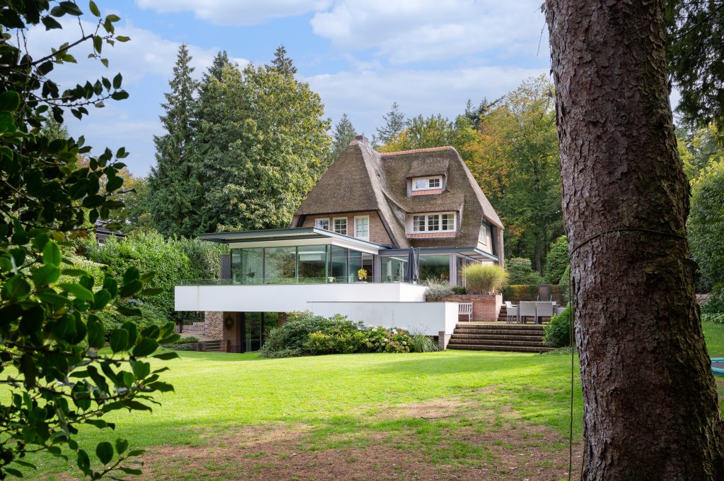 Serre aanbouw landhuis