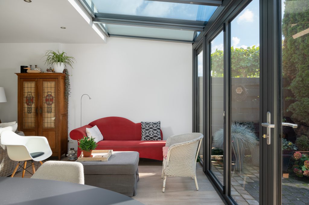 Binnenkant serre aanbouw