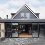 Serre aanbouw