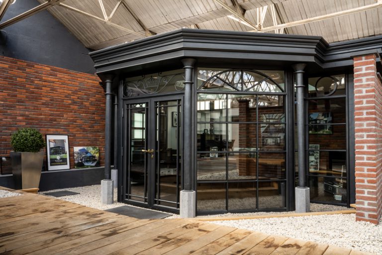 Klassieke orangerie showroom Ootmarsum