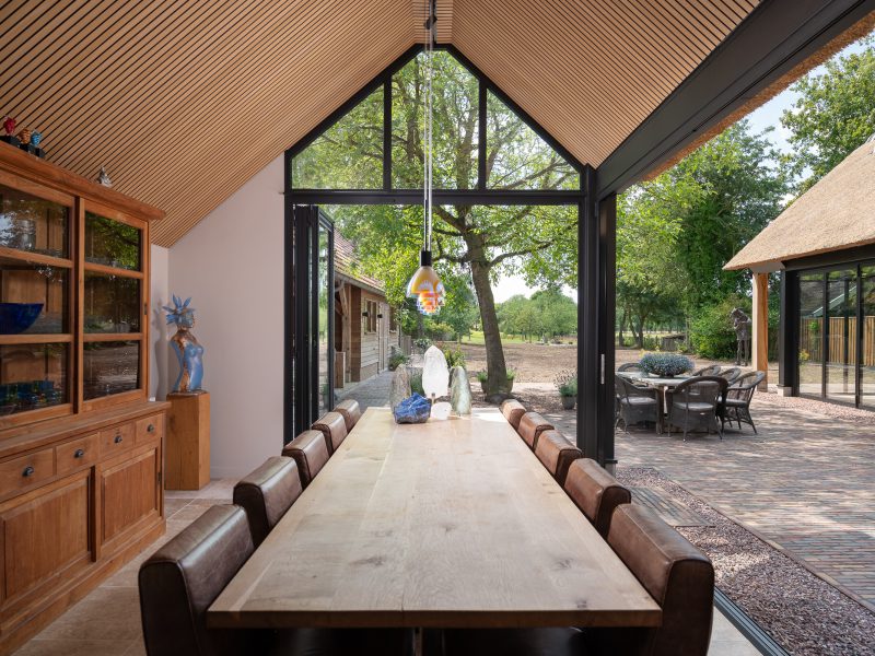 Eetkamer serre met vouwwand