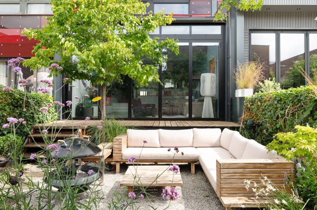 Serreaanbouw aan herenhuis in Amsterdam