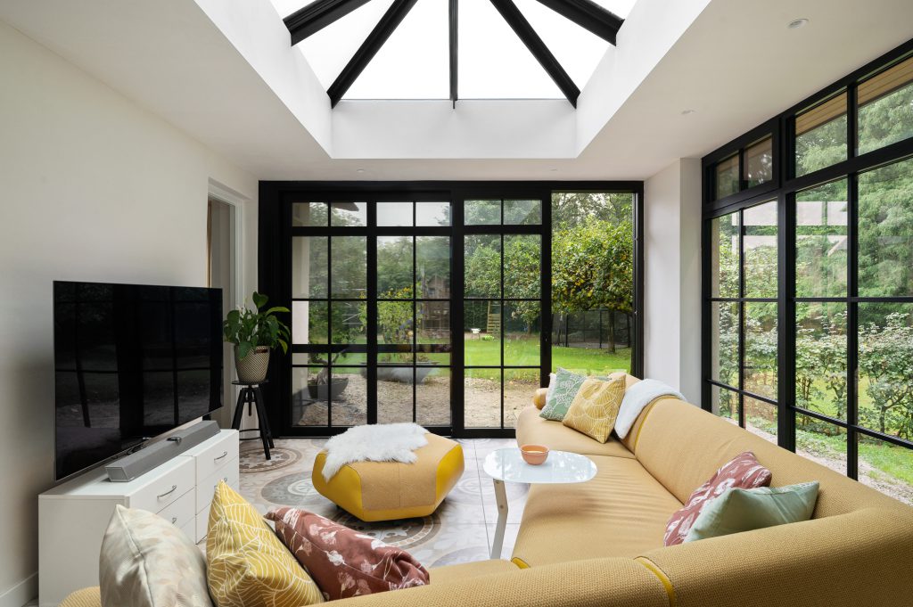 Moderne orangerie met vouwwand