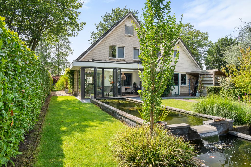 Serreaanbouw met isolatieglas