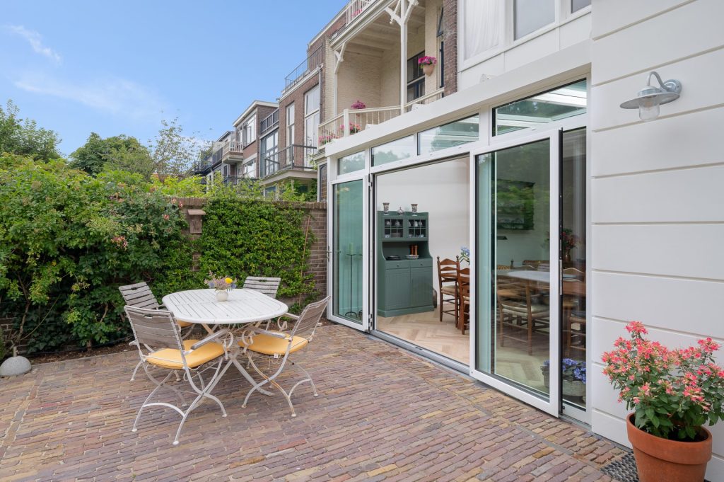 Serre met vouwwand in Den Haag