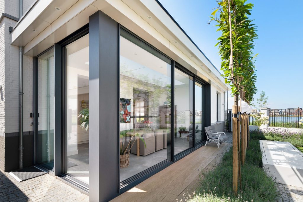 Serreaanbouw in Muiden