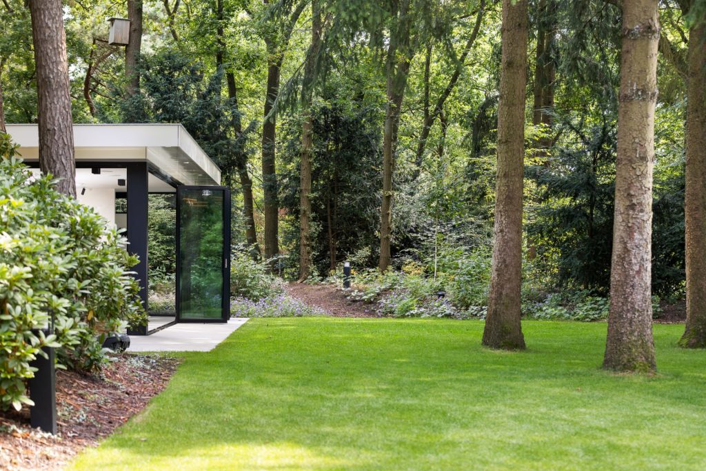 Luxe buitenverblijf met uitzicht op de tuin